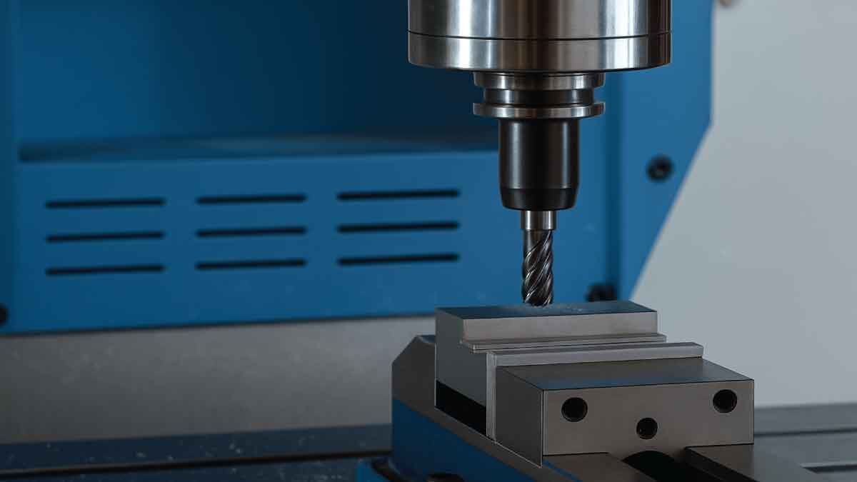 CNC Milling Machine:Functions, Types & Uses, Latest Guide
