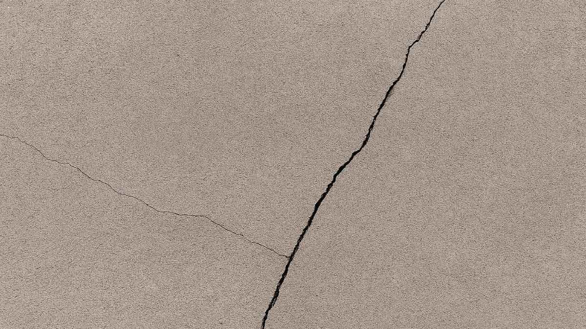 How to Fix Cracks in Concrete Slab: A Complete Guide